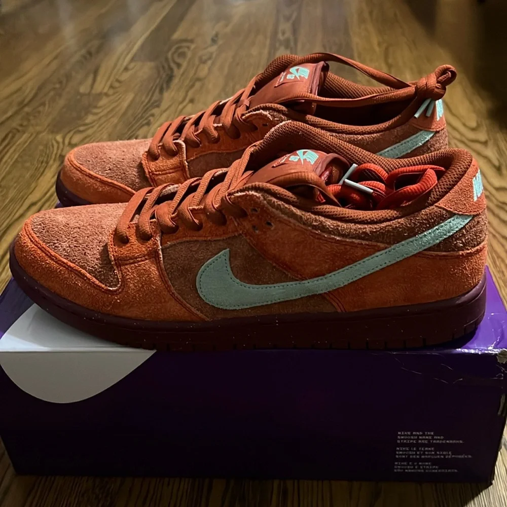 Men’s Nike SB Dunk Low - Picture 1 of 7